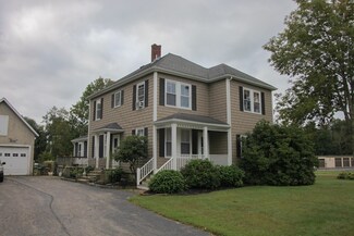 108 County Rd, Plympton, MA 02367