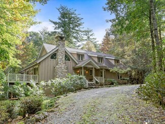 456 SE Shore Dr, Lake Toxaway, NC 28747