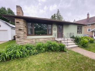 2717 Algoma St, Stevens Point, WI 54481