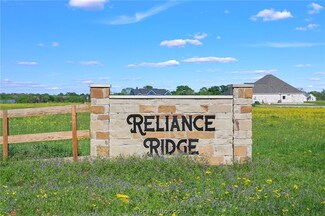 7888 Mathis Creek Dr, Bryan, TX 77808