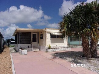 12109 Bonanza Dr, Hudson, FL 34667
