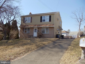 710 N York Rd, Willow Grove, PA 19090