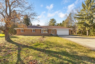 1341 Scenic Rd, Hubertus, WI 53033