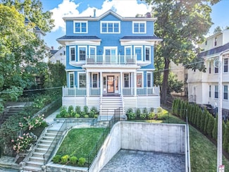 11 Robinwood Ave, Jamaica Plain, MA 02130