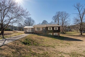955 W Dalton Rd, King, NC 27021
