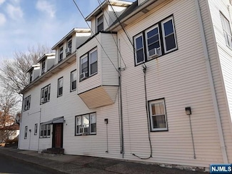 72 Hazelton St, Ridgefield Park, NJ 07660