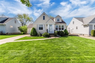 204 Briarhurst Dr, Tonawanda, NY 14150