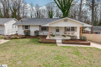 8 Sutton Dr, Taylors, SC 29687