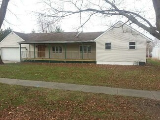 328 N Walnut St, Franklin Grove, IL 61031