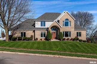 630 34th Ave N, Clinton, IA 52732