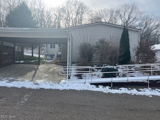 5264 I St NE, Magnolia, OH 44643