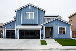 3045 Keats Ave, Clovis, CA 93611