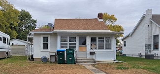 210 W 13th St, Rock Falls, IL 61071