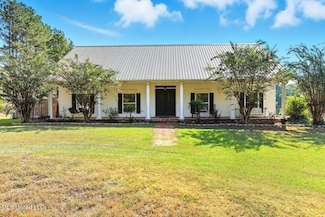226 Alliston Farm Place, Florence, MS 39073