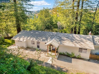 3711 Highland Ct, Lafayette, CA 94549