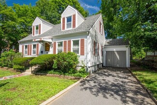 11 Stimson St, West Roxbury, MA 02132