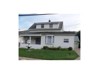 11 Driggs Ln, Bridgeport, OH 43912