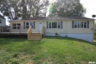 807 5th St, Buffalo, IA 52728