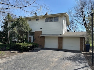 921 Wilmot Rd, Deerfield, IL 60015