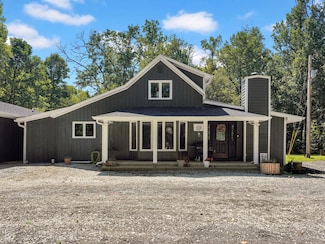 2495 Lenvoil Rd, Martinsville, IN 46151