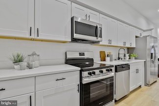 1706 Mcculloh St, Baltimore, MD 21217