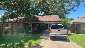 128 Harrison Dr, Lafayette, LA 70507