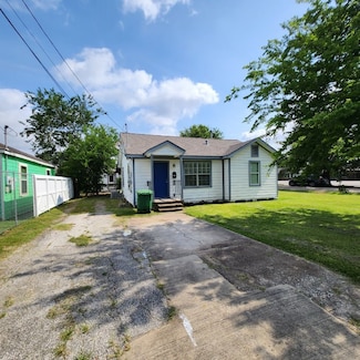 7931 Keller St, Houston, TX 77012