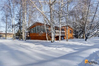 1363 Staubbach Cir, Anchorage, AK 99508