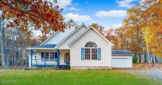 275 Water Forest Dr, Dingmans Ferry, PA 18328
