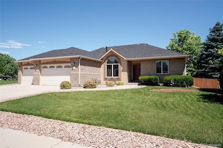 1131 N 4th St, Johnstown, CO 80534