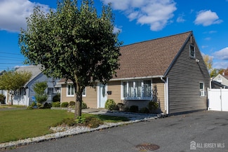 78 Patricia Ave, Colonia, NJ 07067