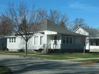 300 N Indiana St, Remington, IN 47977