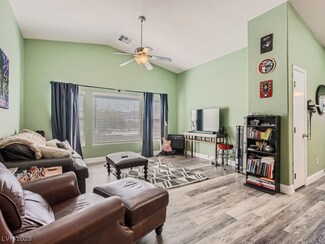 2572 Lazy Saddle Dr, Henderson, NV 89002