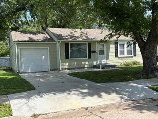 711 E Loomis St, McPherson, KS 67460
