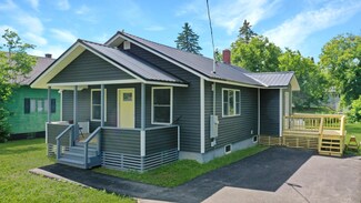 25 Washington St, Caribou, ME 04736
