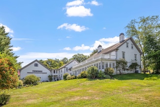 14 Curtis Rd, Gilford, NH 03249