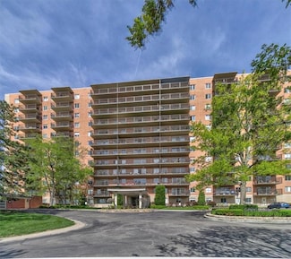 4550 Warwick Blvd Unit 106, Kansas City, MO 64111