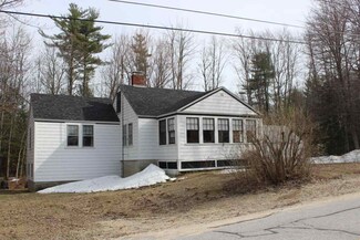 26 Huckins St, Center Ossipee, NH 03814