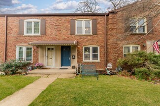 2926 Desplaines Ave, Riverside, IL 60546