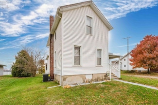 30 N Perry St, New Riegel, OH 44853