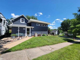 302 Hilltop Ave, Stanton, IA 51573