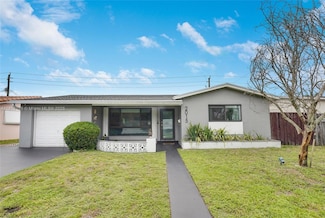 2015 N Park Rd, Hollywood, FL 33021