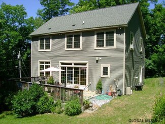 642 Old Post Rd, Ghent, NY 12075