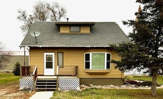 1116 Saint John St, Faulkton, SD 57438