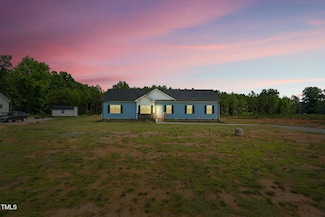 565 Dabbs Farm Rd, Yanceyville, NC 27379