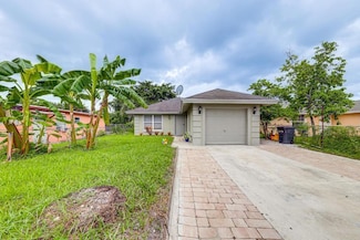 4815 Bertha St, Lake Worth, FL 33461