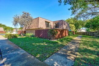 2524 SW 15th St, Deerfield Beach, FL 33442