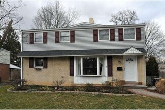 25 E Wissahickon Ave, Flourtown, PA 19031