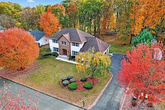 6 Phillips Dr, Stony Point, NY 10980