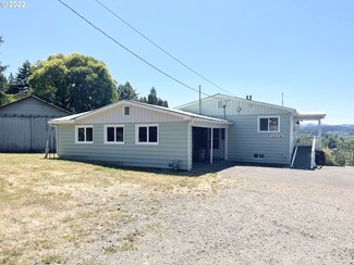 1874 20th St, Myrtle Point, OR 97458